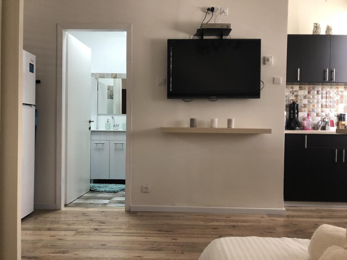 Studio Apartment In Bat-Yam Bat Yam Buitenkant foto
