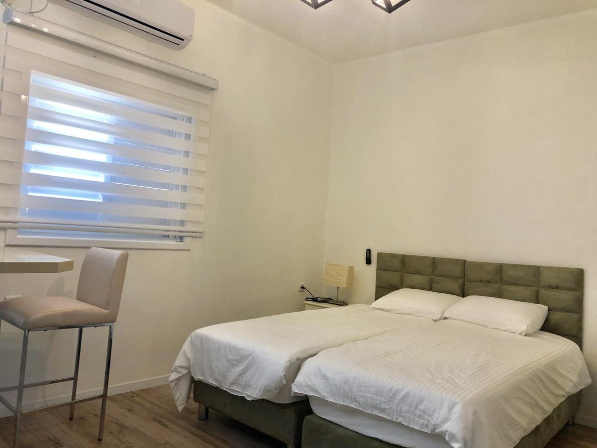 Studio Apartment In Bat-Yam Bat Yam Buitenkant foto