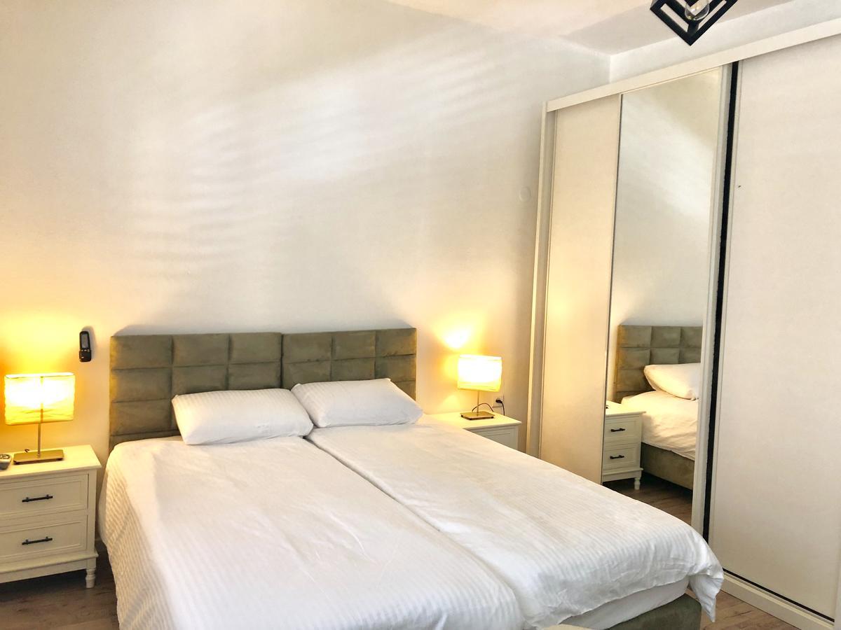 Studio Apartment In Bat-Yam Bat Yam Buitenkant foto