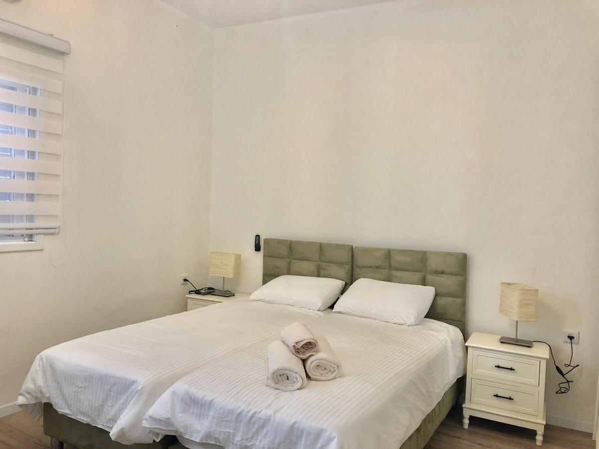Studio Apartment In Bat-Yam Bat Yam Buitenkant foto