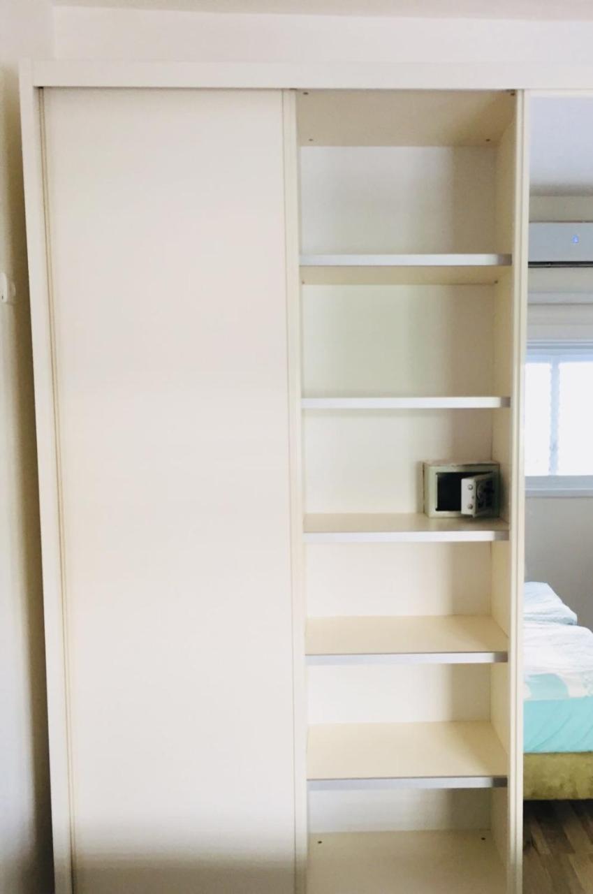 Studio Apartment In Bat-Yam Bat Yam Buitenkant foto